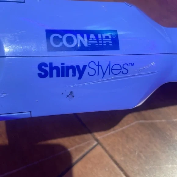 CONAIR ShinyStyles hair straightener - Picture 2 of 2
